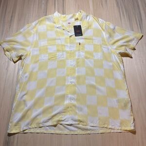 Levi's NWT Men's Casual Yellow Plaid Shirt Relaxed Fit